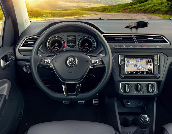 vw saveiro cross 2017 interior