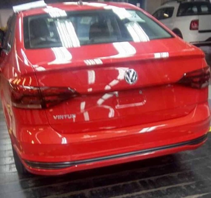 novo vw virtus traseira