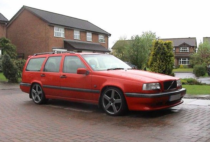 Volvo 850 Turbo Wagon A primeira perua esportiva