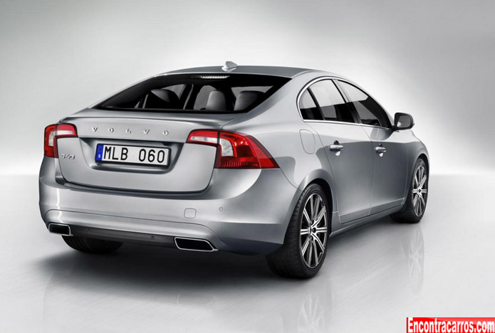 volvo s60 2014 traseira