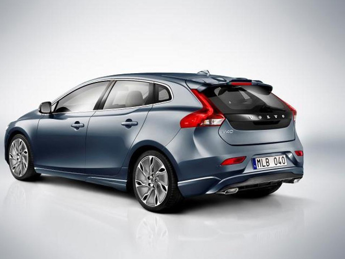 volvo v40