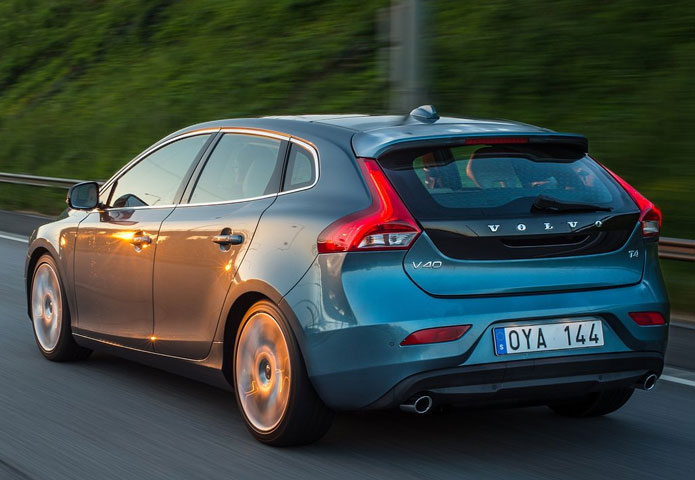 volvo v40 2013