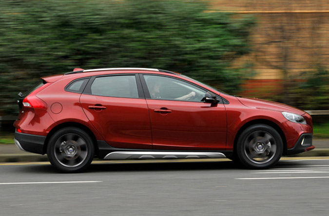 volvo v40 cross country