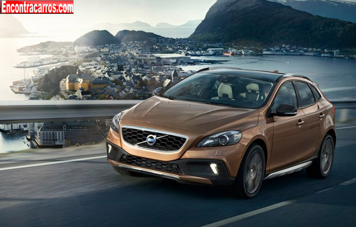 volvo v40 cross country