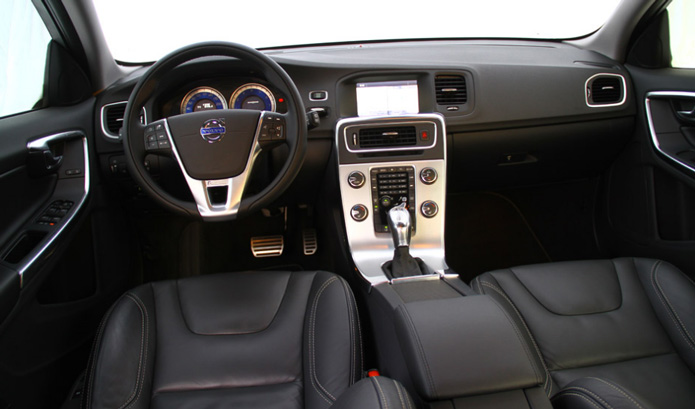 volvo v60 interior