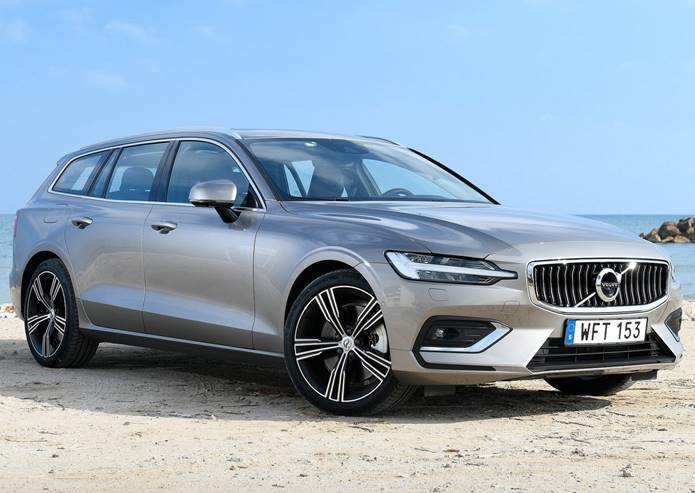 volvo v60 momentum 2020