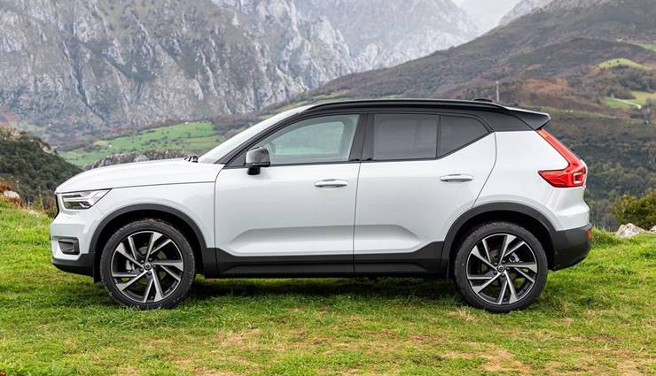 volvo xc40 2021