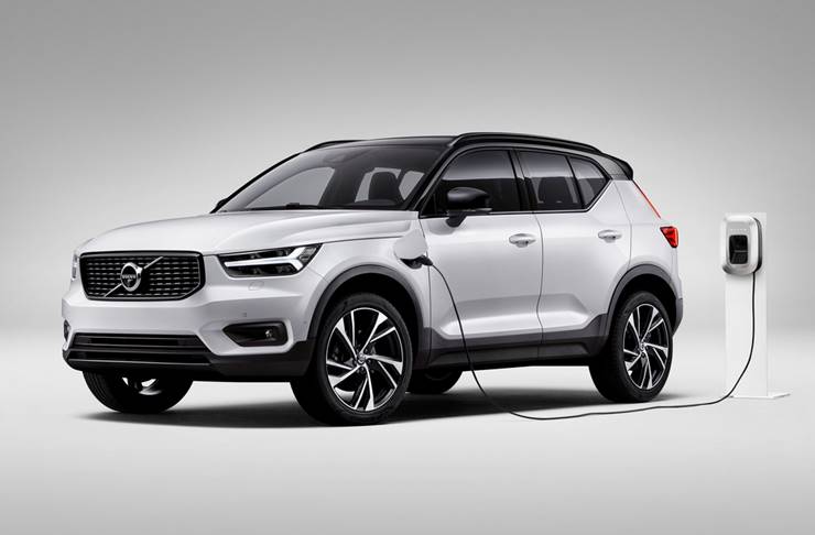 volvo xc40 2021