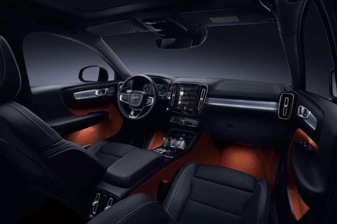 volvo xc40 interior painel