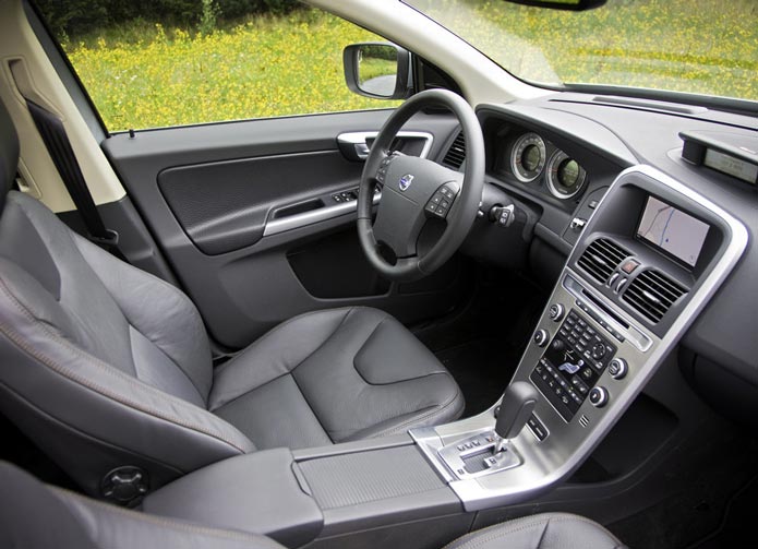 volvo xc60 interior