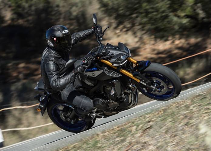 yamaha mt-09 2020