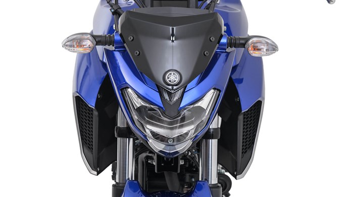 nova yamaha fazer frente farol