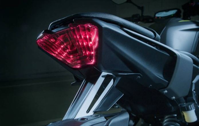 yamaha mt-07 2019 rabeta lanterna traseira