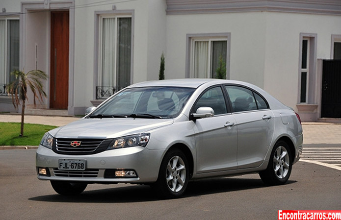 Geely chega oficialmente ao Brasil com o interessante sedan EC7 1