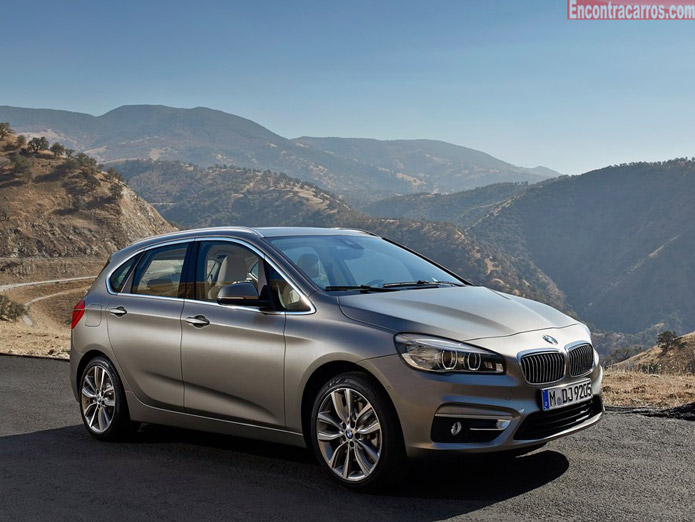 BMW apresenta o Série 2 Active Tourer, com proposta inédita e tração dianteira 1