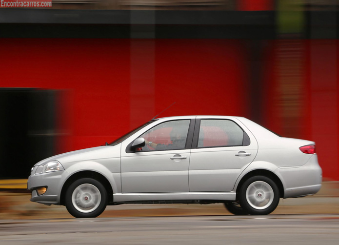 Fiat apresenta linha 2015 do Siena EL e Idea com preços reajustados e novos equipamentos 1