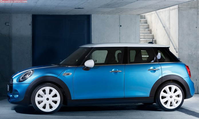 Mini Cooper ganha inédita versão de 4 portas 1