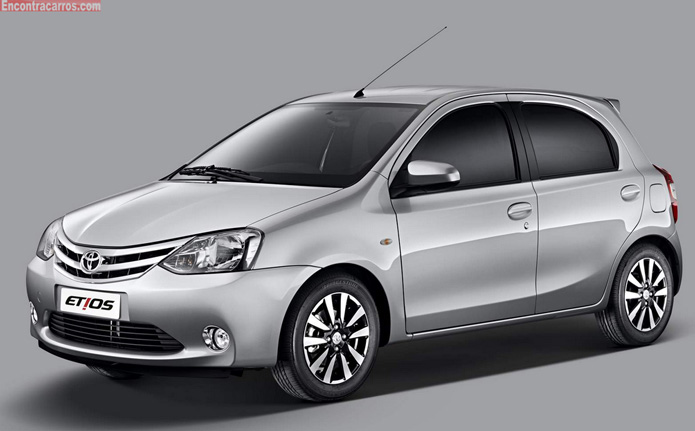 Toyota lança série especial Platinum para o Etios 2