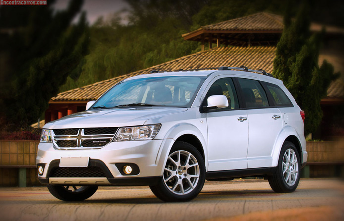 Dodge Journey agora conta com opção de tração 4x4 no Brasil 5