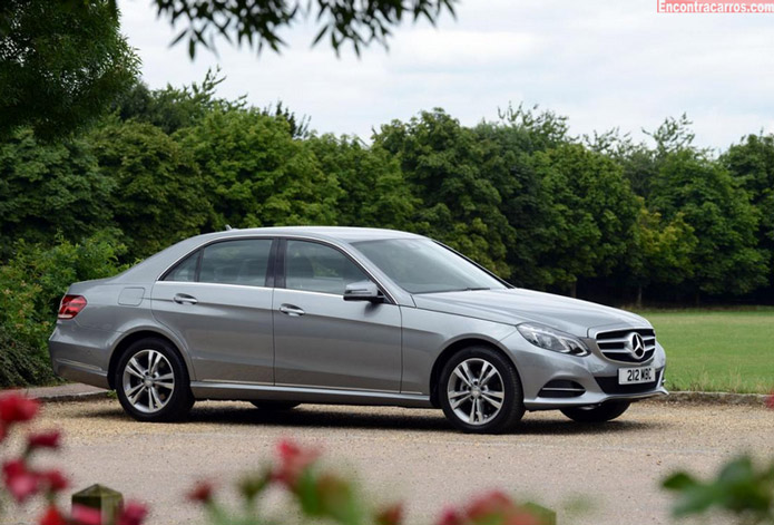 Mercedes CLasse E 2015 recebe câmbio de 9 marchas e novos motores 4