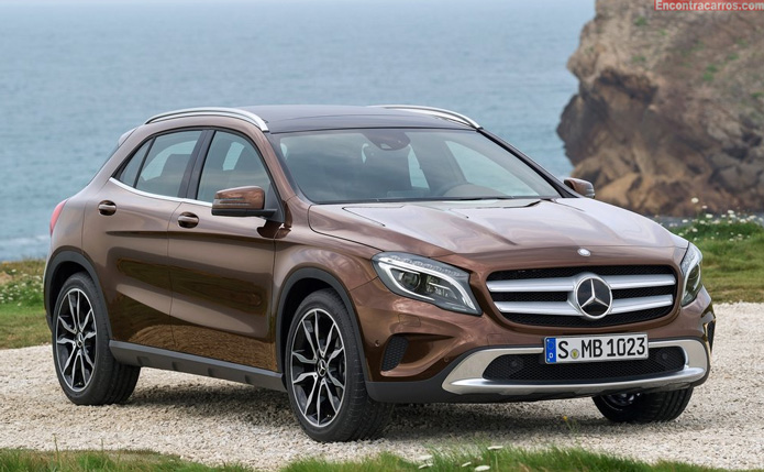 Mercedes lança o GLA no Brasil custando entre R$ 132.900 a R$ 152.900 2