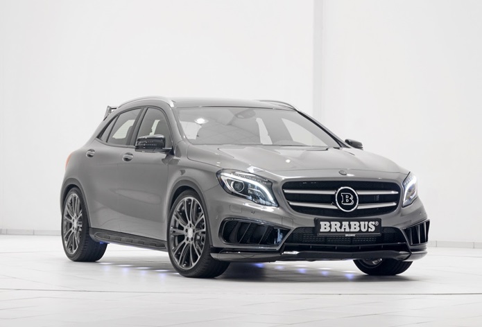 Brabus apresenta sua versão do GLA 45 AMG e extrai 400 cv de um motor 2.0 2