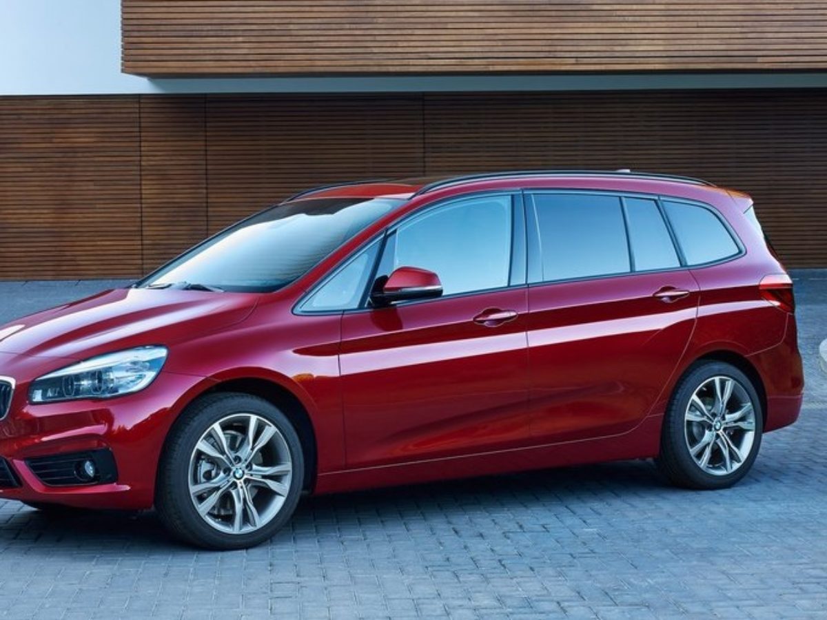 QUOC ( クオック ) GRAN TOURER 2 - 45 (28.6) BMW apresenta a Série 2 Gran Tourer com 7 lugares