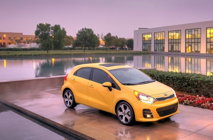 kia rio hatch 2016