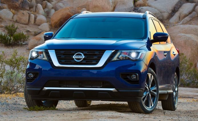 nissan pathfinder 2017