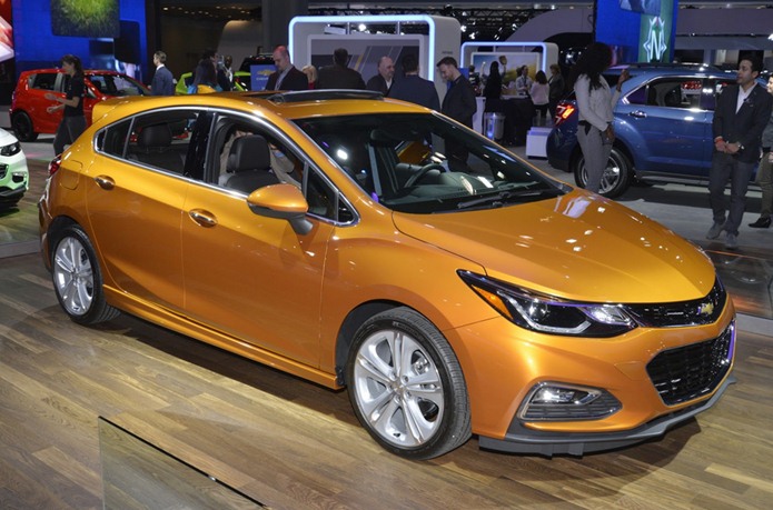 chevrolet cruze hatch 2017