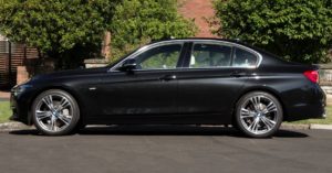 Home 6 bmw 320i 2017