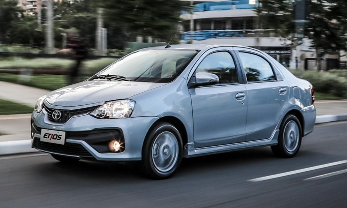 toyota etios sedan 2018