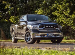 Home 9 ram 1500 classic 2022