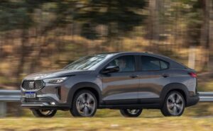 Home 10 fiat fastback