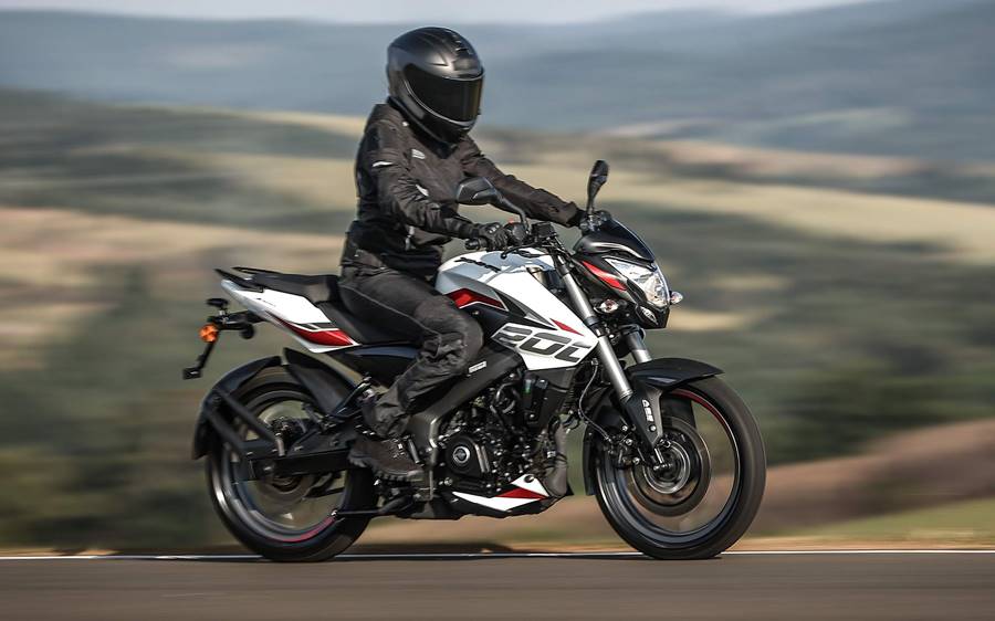 bajaj dominar 200 2024