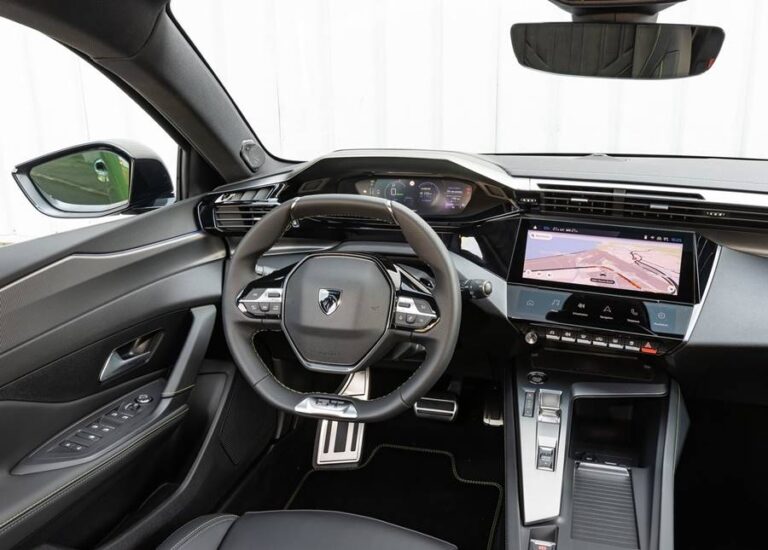 novo-peugeot-308-2026-modelo-reestilizado-ser-mostrado-em-breve-na
