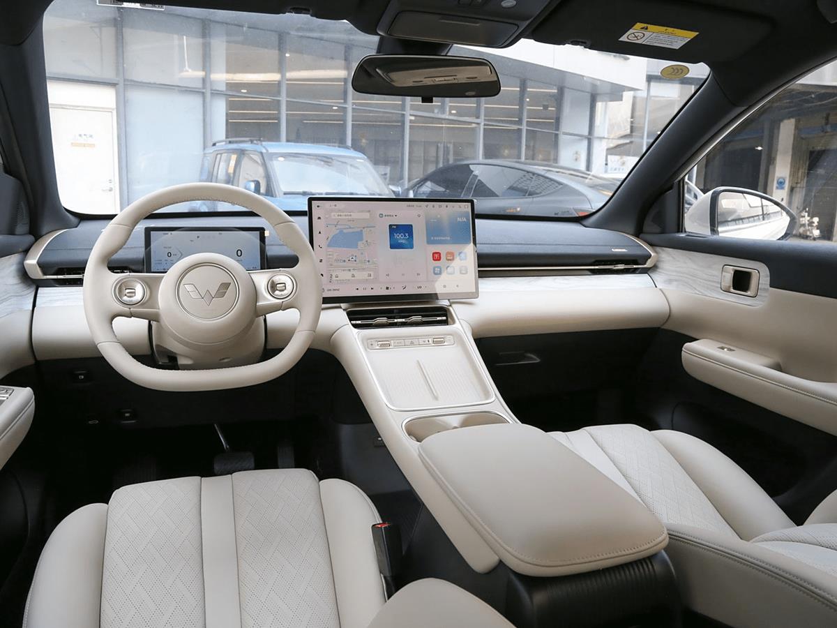 captiva ev interior
