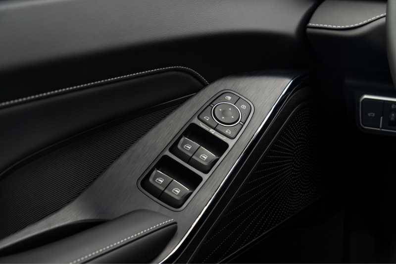 interior haval h6 detalhe portas