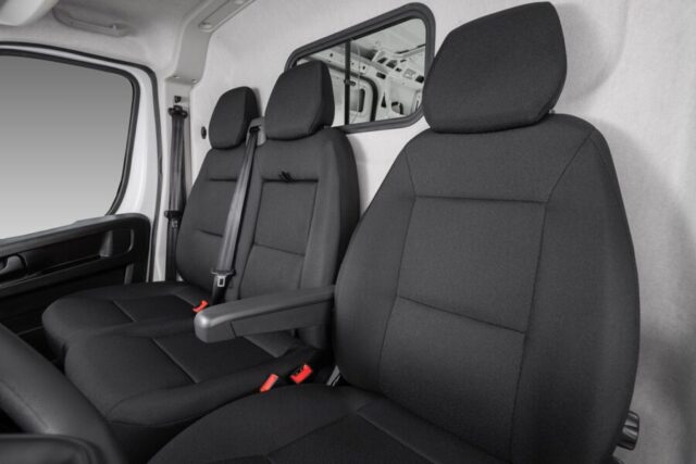 Fiat Ducato 2026 interior bancos