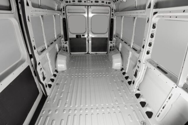 Fiat Ducato Max Cargo 2026 compartimento de carga