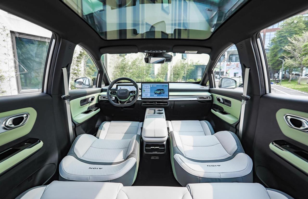 interior gac aion y 2026