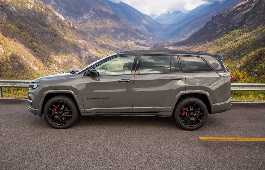 jeep commander 2025