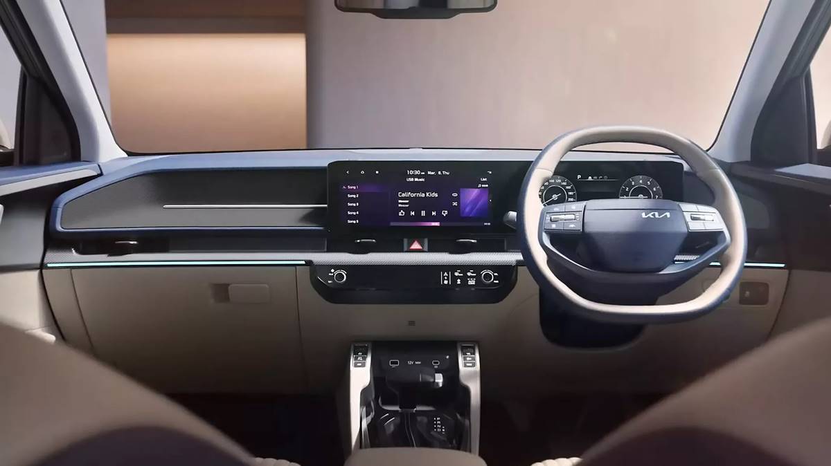 kia carens clavis interior