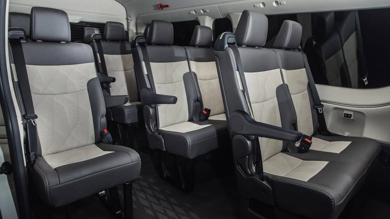 interior toyota hiace 2025