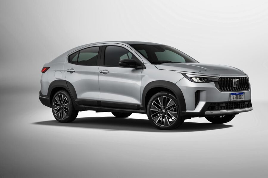 Fiat Fastback 2026: Novo visual, mais tecnologia e versões híbridas para manter a liderança 1 Fiat Fastback Audace 2026