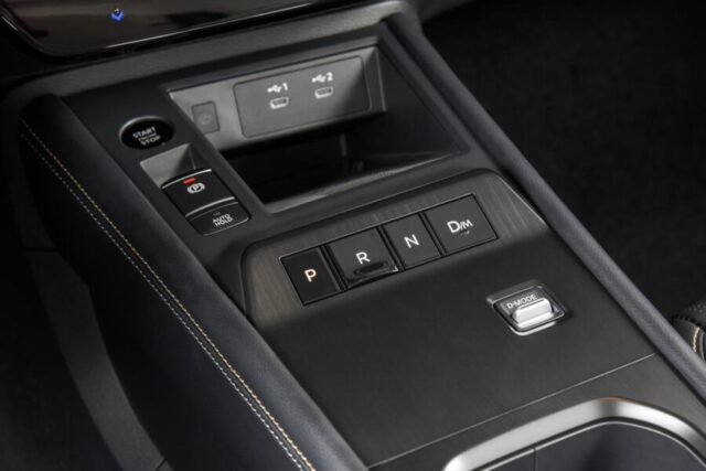 novo nissan kicks 2026 console central
