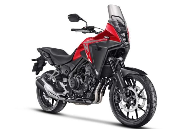 Honda NX 500 vermelha