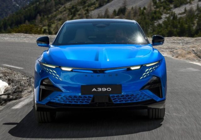 Alpine A390