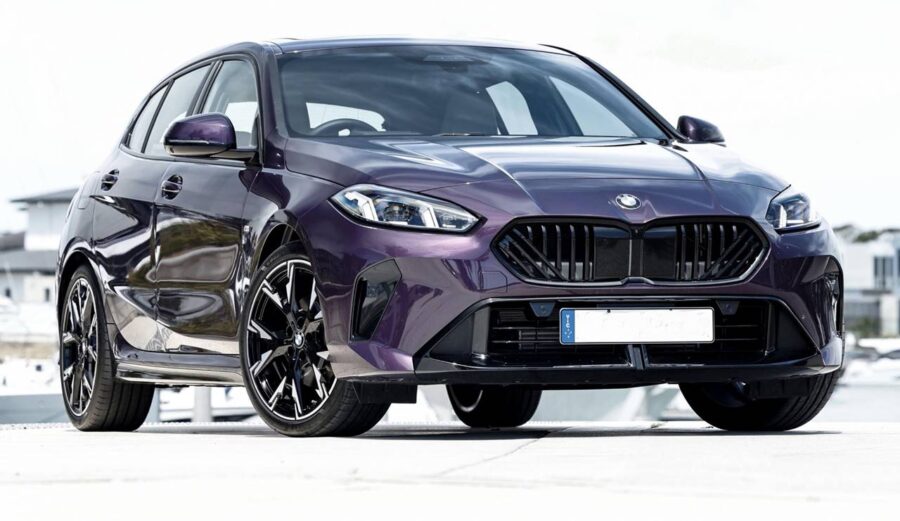 BMW Serie 1 2026 - Com novo visual hatch chegará ao Brasil nos próximos meses 2 bmw 118i 2026