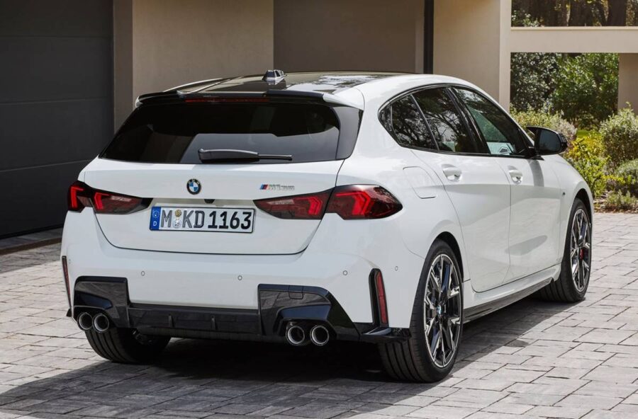 BMW Serie 1 2026 - Com novo visual hatch chegará ao Brasil nos próximos meses 3 bmw m135 2026